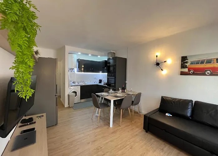 Flat In Armacao De Pera
